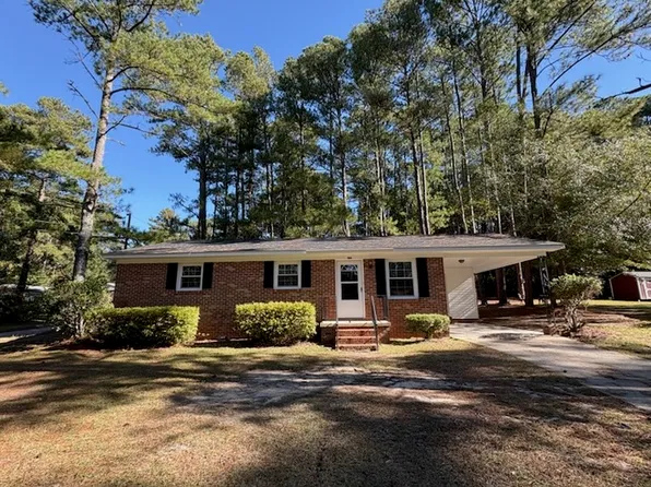 106 James Ave, Hamlet, NC 28345