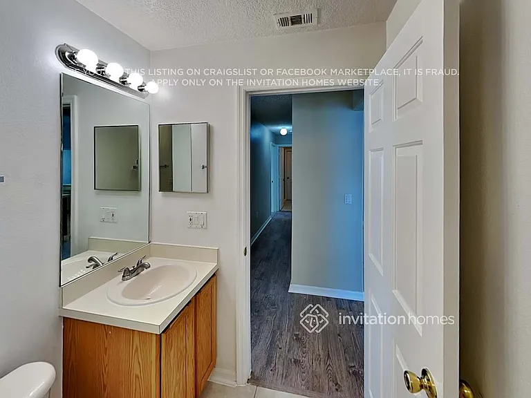 1395 Valhalla St — Photo 15