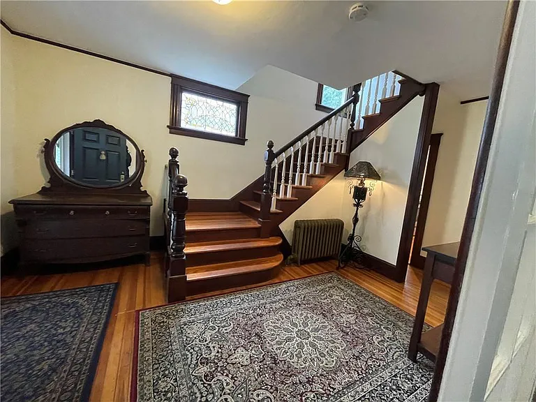 35 Annandale Rd — Photo 7