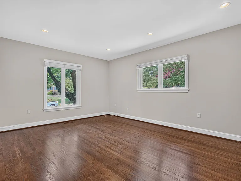 6216 Goodview St — Photo 29
