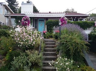 4122 Hillcrest Ave SW, Seattle, WA 98116