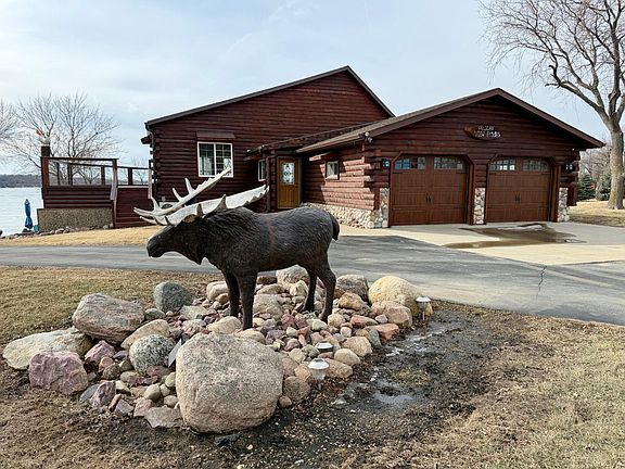 2nd image of 11 Lime Lake Dr