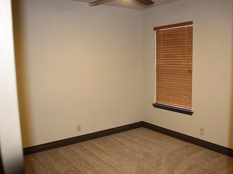 46 Oak Villa Rd — Photo 3