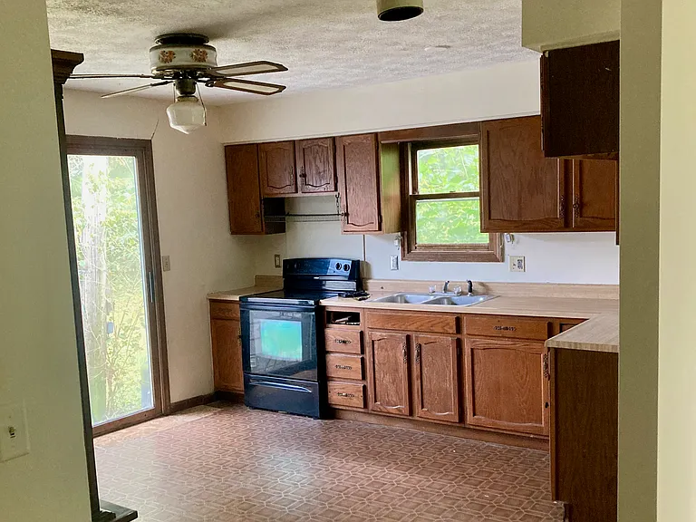 4205 E Scholl Rd — Photo 17