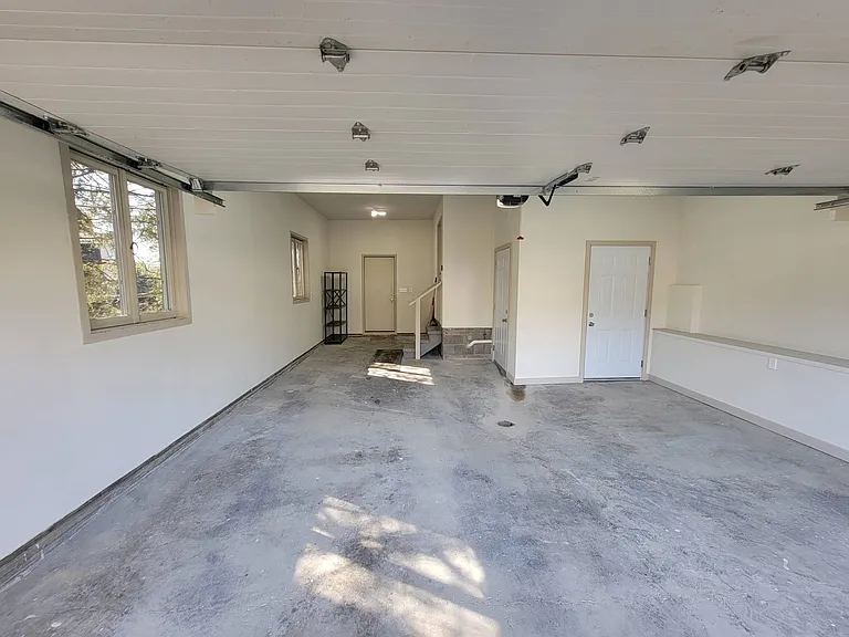 477 Civitan St — Photo 16