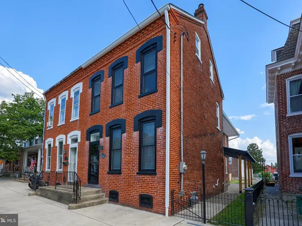 724 Walnut St, Columbia, PA 17512