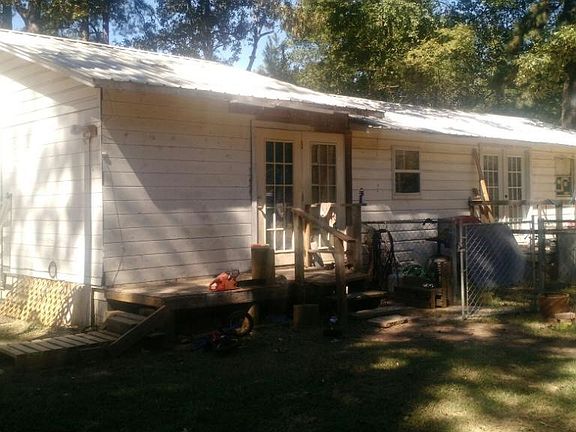 3rd image of 12719 E State Highway 3