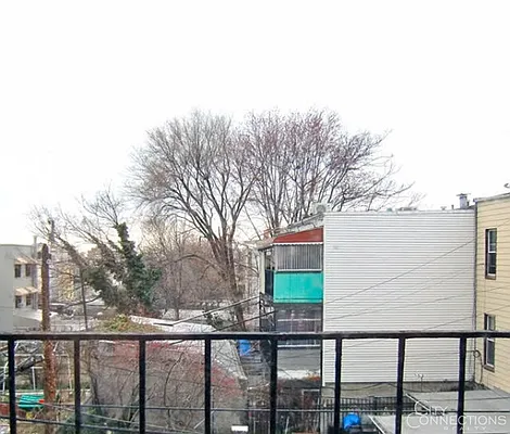 Rented by City Connections Realty | media 7