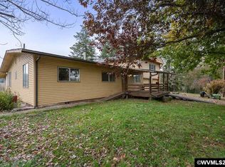 39470 Mountain Home Dr, Sweet Home, OR 97386