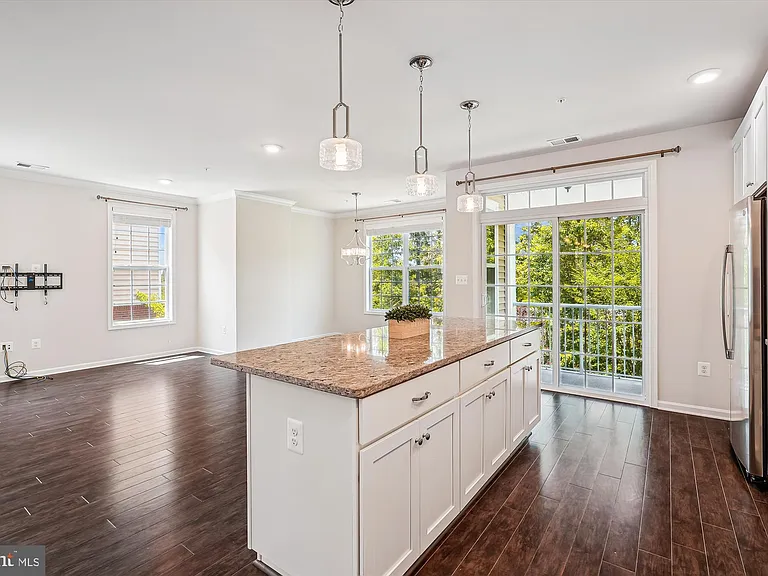 23265 Milltown Knoll Sq #101 — Photo 7