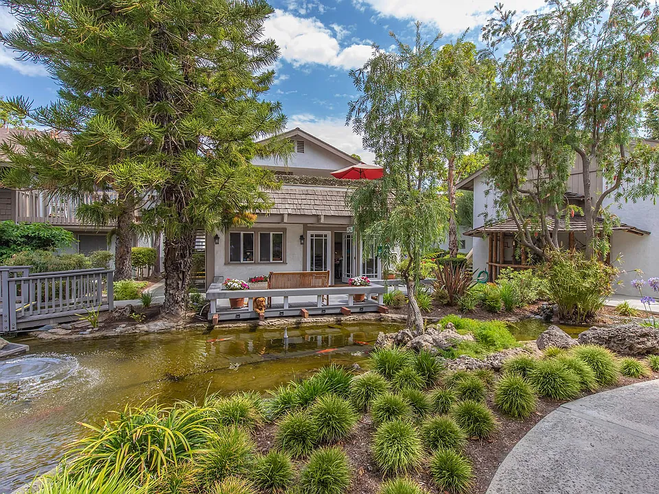 Moss Creek Apartments
