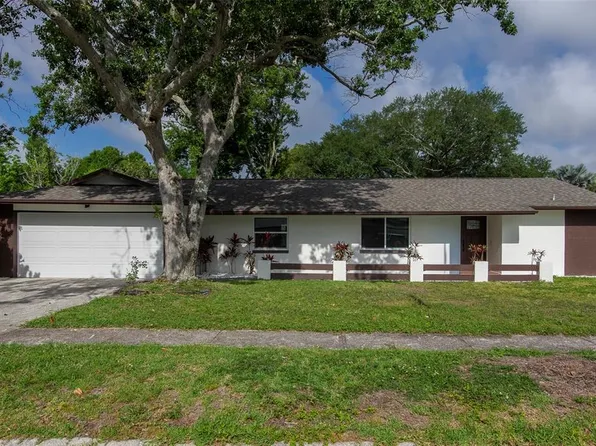 1689 Monterey Dr, Clearwater, FL 33756