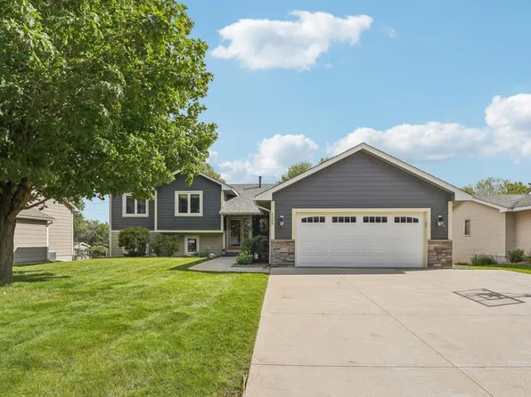 4388 Hamilton Dr, Eagan, MN 55123