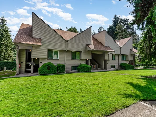 14717 NE 44th Place #R-3, Bellevue, WA 98007