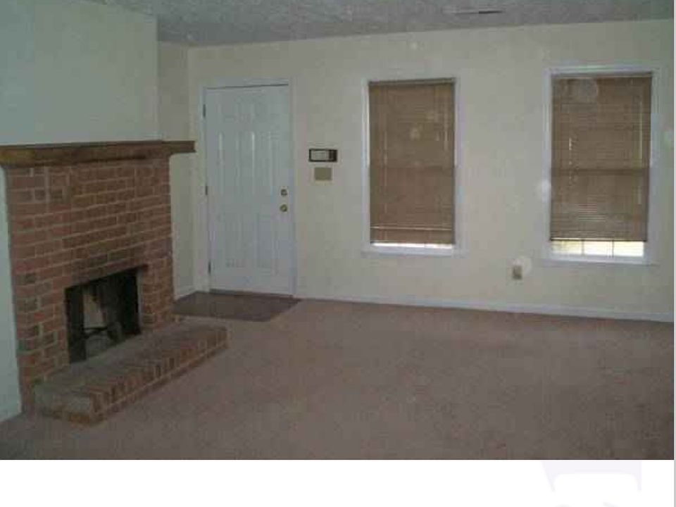 2nd image of 161 Timber Creek Ln SW
