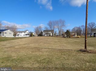 42 Hillside Dr, Lewistown, PA 17044