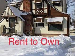 1944 Revere Rd, Cleveland Heights, OH 44118