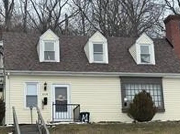 318 W Pearl St APT 2, Butler, PA 16001