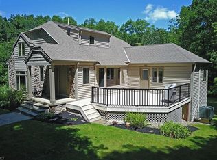 8030 S Riverside Dr, Aurora, OH 44202