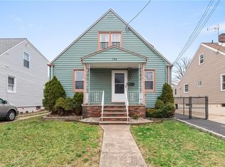 724 Hommann Ave, Perth Amboy, NJ 08861