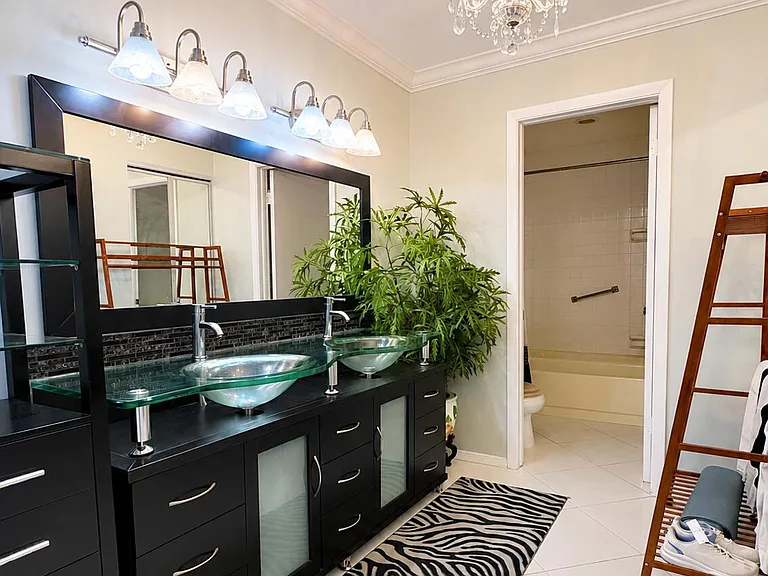 13640 Coconut Palm Ct #B — Photo 10