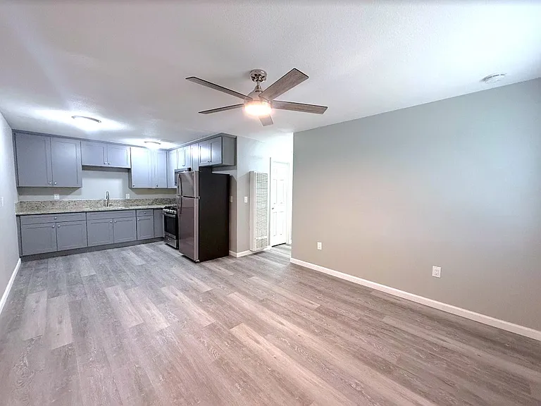 2775 Muir St — Photo 3