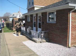 1013 Burtner Rd, Natrona Heights, PA 15065