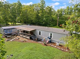 424 Stewart Fork Rd, Irvine, KY 40336