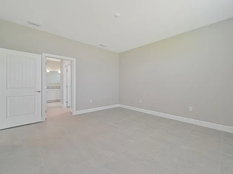 42218 Edgewater Dr — Photo 12