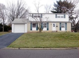 1045 Cushmore Rd, Southampton, PA 18966