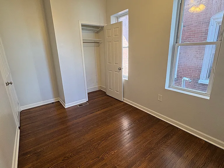 5527 Pulaski Ave #1 — Photo 13