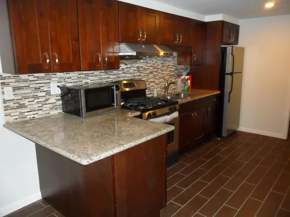 216 Grand St #1, Jersey City, NJ 07302