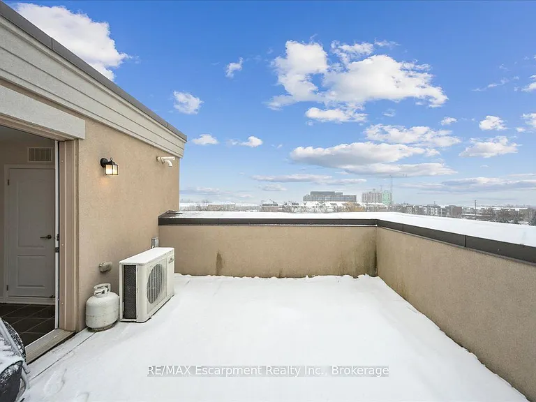 2441 Greenwich Dr #64 — Photo 41