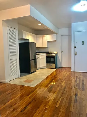 Rented by Douglas Elliman | media 4