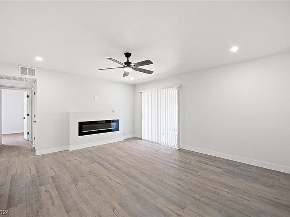 5th image of 4330 Sandy River Dr Unit 86