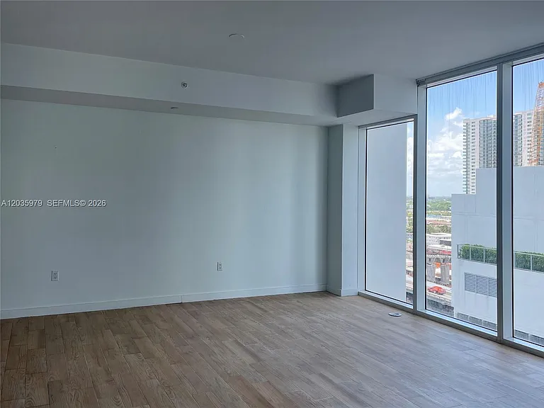 1040 Biscayne Blvd #1105 — Photo 6