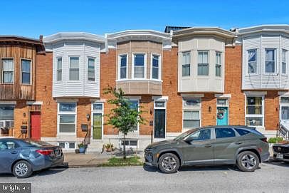 1st image of 207 N Ellwood Ave