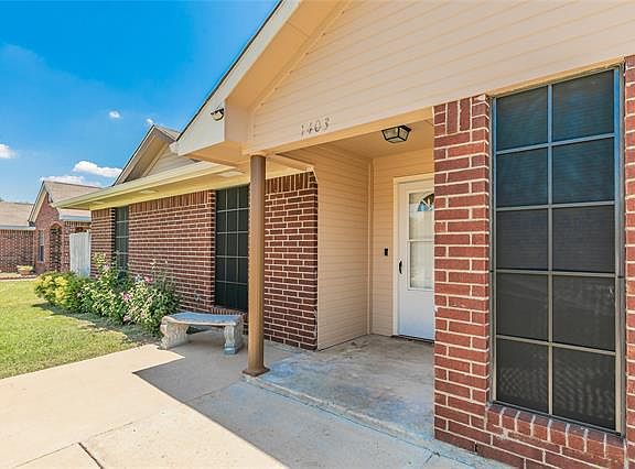 2nd image of 1403 Melody Cir