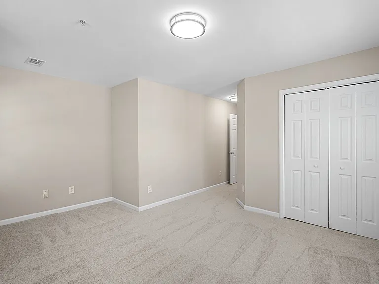 2632 Weddington Ave — Photo 17