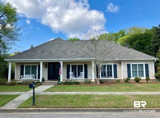 10401 Papas St, Daphne, AL 36526