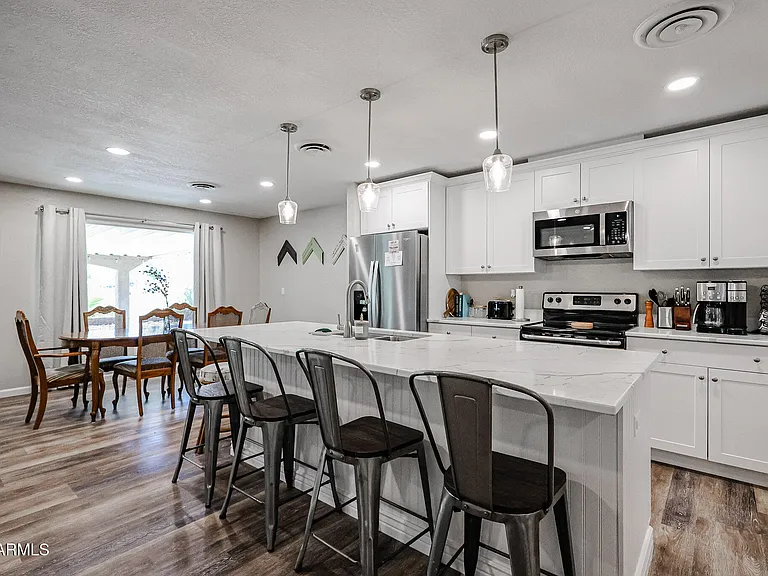 9107 E Fairway Blvd — Photo 8
