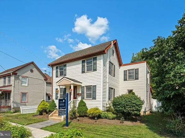 15 Auburn St, Woodstown, NJ 08098