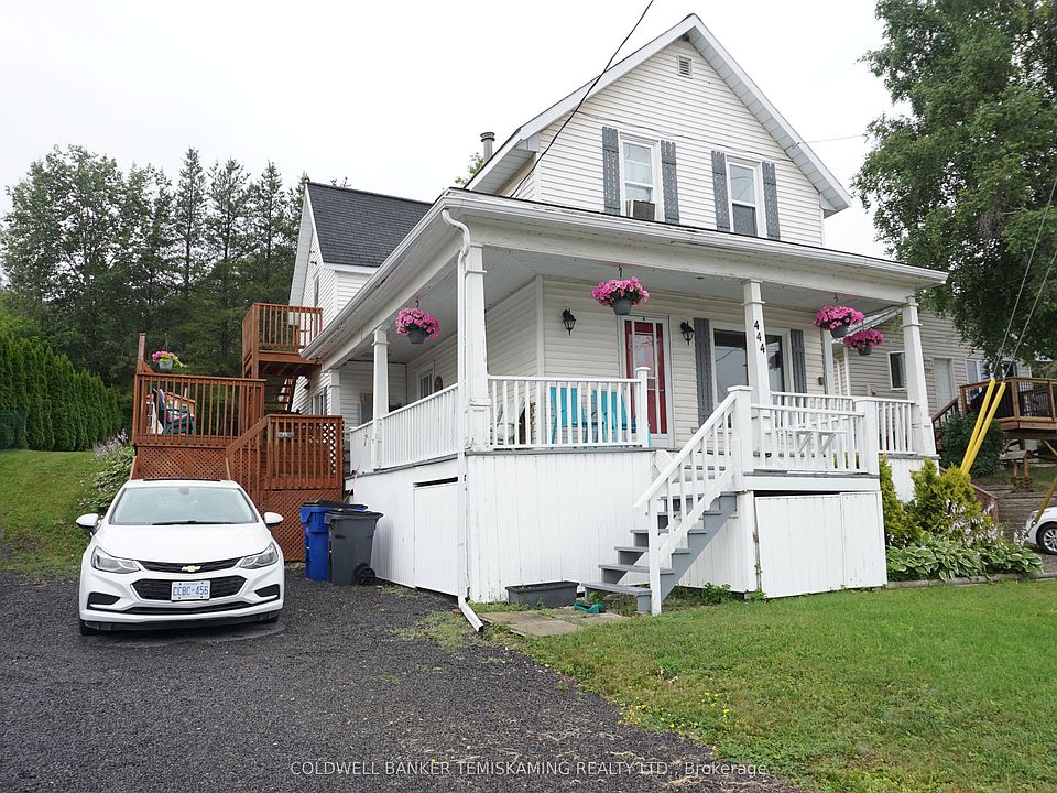 1st image of 444 Lakeshore Rd N