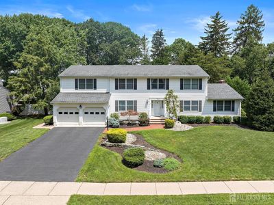 18 Mulberry Ln, Edison, NJ, 08820