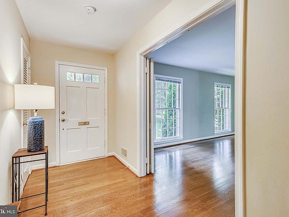 5th image of 6538 Cedarwood Ct