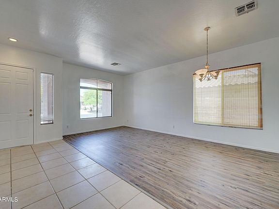 5th image of 18475 W SUNRISE Drive
