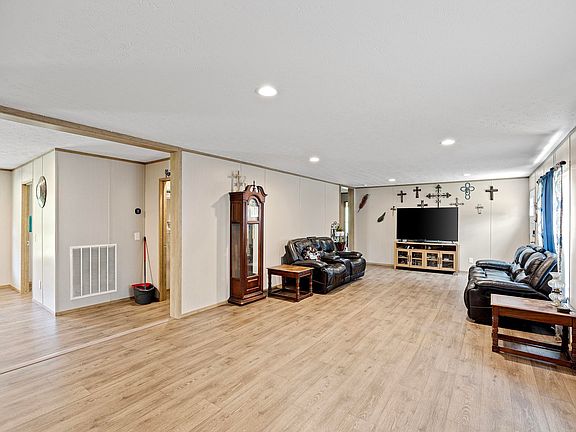 5th image of 1389 Casa Mountain Rd
