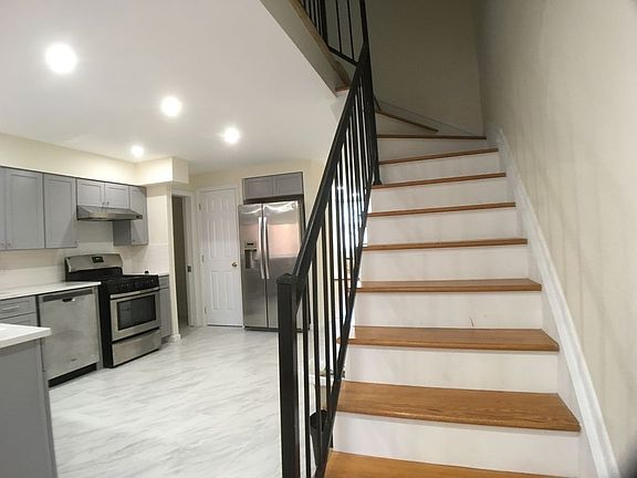 2nd image of 1443 5th Ave #2A