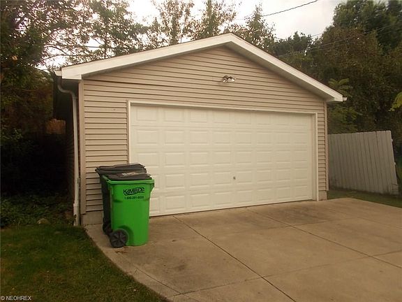 5th image of 12704 Eastwood Blvd