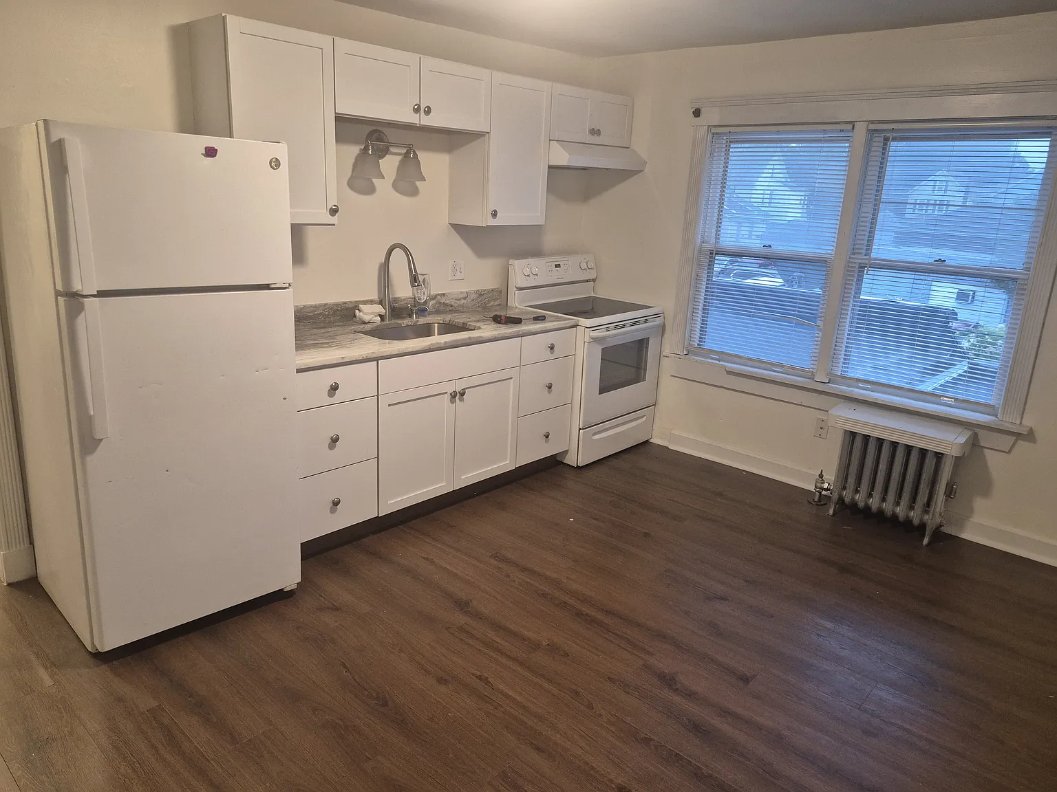 2 bed, 1075 sqft, $1,650 — Photo 4